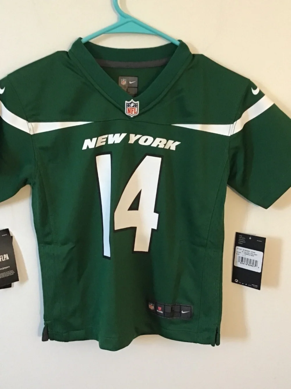 Nike NY Jets Sam Darnold NFL Jersey  Kids Size 7